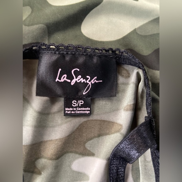 La Senza Camo Lingerie Slip - Picture 3 of 3
